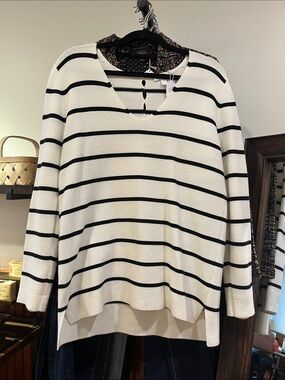 Women’s Black & White Striped V-Neck Sweater